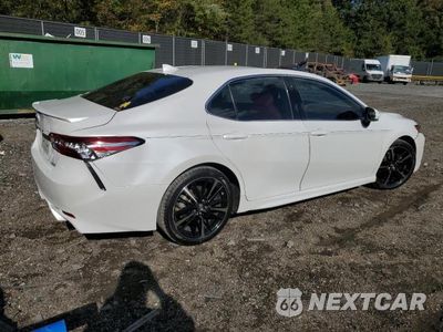 Trzecie zdjęcie samochodu z tyłu: 2019 TOYOTA CAMRY XSE VIN:4T1B61HK7KU821297 - miniatura