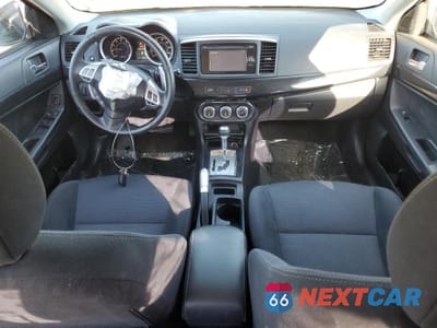 Zdjęcie 8 z 12 samochodu: 2015 MITSUBISHI LANCER GT VIN:JA32U8FW1FU026596 - miniatura