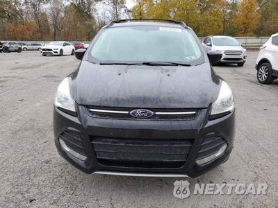 Piąte zdjęcie samochodu w środku: 2015 FORD ESCAPE SE VIN:1FMCU9G95FUB25468 - miniatura