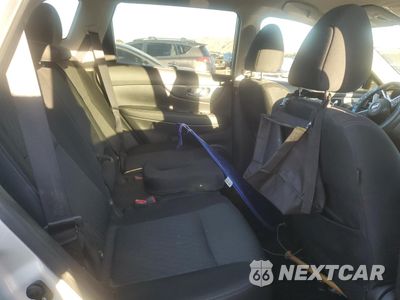 Zdjęcie 10 z 12 samochodu: 2019 NISSAN ROGUE S VIN:KNMAT2MT6KP534545 - miniatura