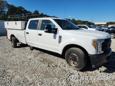 Czwarte zdjęcie samochodu z boku: 2019 FORD F250 SUPER DUTY VIN:1FT7W2A65KEF78502 - miniatura