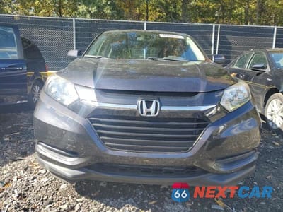 Piąte zdjęcie samochodu w środku: 2016 HONDA HR-V LX VIN:3CZRU6H33GM769171 - miniatura