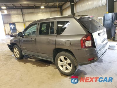 Drugie zdjęcie samochodu z przodu: 2016 JEEP COMPASS LATITUDE VIN:1C4NJDEB1GD596324 - miniatura