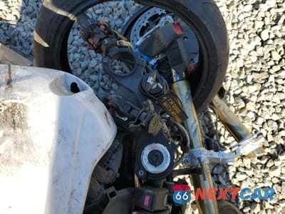 Zdjęcie 7 z 10 samochodu: 2025 BMW S 1000 VIN:WB10P2309S6L18196 - miniatura