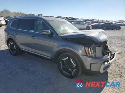 Czwarte zdjęcie samochodu z boku: 2023 KIA TELLURIDE EX VIN:5XYP3DGC1PG341621 - miniatura