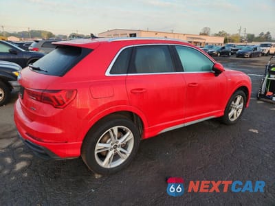 Trzecie zdjęcie samochodu z tyłu: 2024 AUDI Q3 PREMIUM S LINE 45 VIN:WA1DECF30R1040442 - miniatura