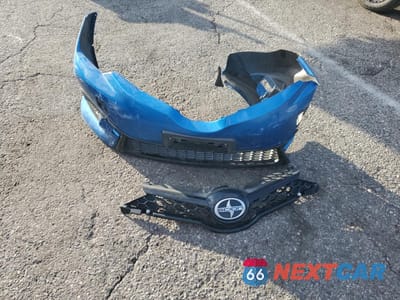 Zdjęcie 12 z 13 samochodu: 2016 TOYOTA SCION IM VIN:JTNKARJE2GJ511956 - miniatura