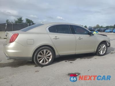 Trzecie zdjęcie samochodu z tyłu: 2011 LINCOLN MKS VIN:1LNHL9DR5BG608979 - miniatura
