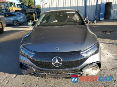 Piąte zdjęcie samochodu w środku: 2023 MERCEDES-BENZ EQE SEDAN 350+ VIN:W1KEG2BB0PF015199 - miniatura