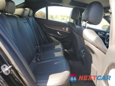 Zdjęcie 10 z 13 samochodu: 2023 MERCEDES-BENZ E 350 4MATIC VIN:W1KZF8EB9PB101475 - miniatura