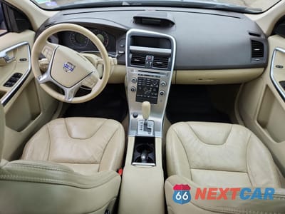 Zdjęcie 8 z 13 samochodu: 2011 VOLVO XC60 3.2 VIN:YV4940DZ5B2154289 - miniatura