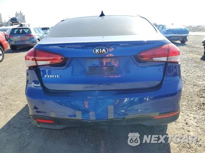 Zdjęcie 6 z 13 samochodu: 2017 KIA FORTE LX VIN:3KPFL4A7XHE086134 - miniatura