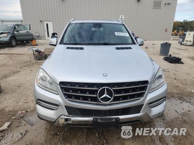 Piąte zdjęcie samochodu w środku: 2012 MERCEDES-BENZ ML 350 4MATIC VIN:4JGDA5HB3CA043145 - miniatura