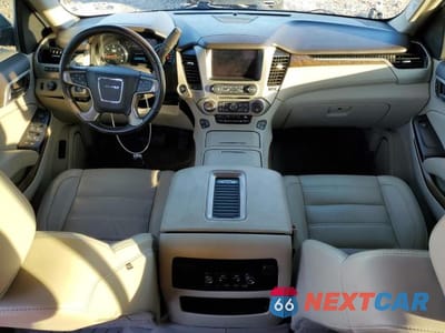 Zdjęcie 8 z 14 samochodu: 2019 GMC YUKON XL DENALI VIN:1GKS2HKJ0KR387188 - miniatura