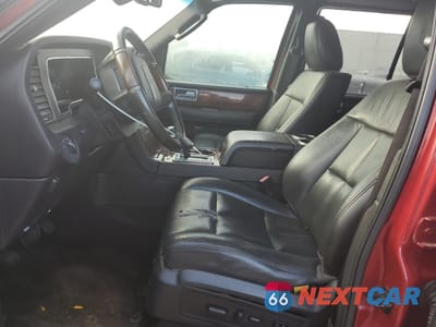 Zdjęcie 7 z 12 samochodu: 2013 LINCOLN NAVIGATOR VIN:5LMJJ2J55DEL07382 - miniatura