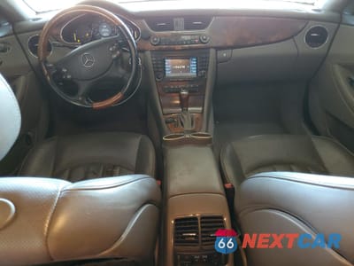 Zdjęcie 8 z 12 samochodu: 2006 MERCEDES-BENZ CLS 500C VIN:WDDDJ75X86A011138 - miniatura
