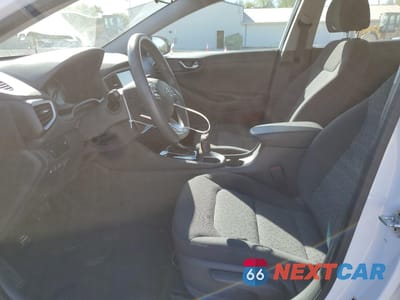 Zdjęcie 7 z 13 samochodu: 2018 HYUNDAI IONIQ BLUE VIN:KMHC65LC2JU076128 - miniatura