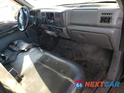 Zdjęcie 8 z 13 samochodu: 2002 FORD F450 SUPER DUTY VIN:1FDXF46F82EB02695 - miniatura