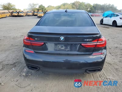 Zdjęcie 6 z 12 samochodu: 2019 BMW 750 XI VIN:WBA7F2C58KB240403 - miniatura
