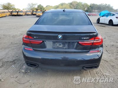 Zdjęcie 6 z 12 samochodu: 2019 BMW 750 XI VIN:WBA7F2C58KB240403 - miniatura