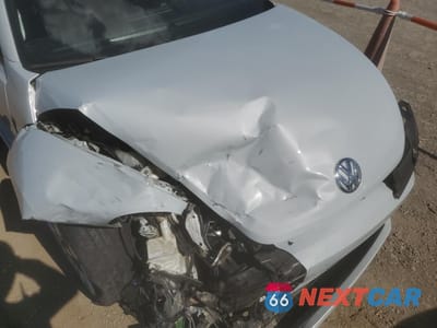 Zdjęcie 11 z 12 samochodu: 2019 VOLKSWAGEN BEETLE SE VIN:3VWJD7AT6KM706378 - miniatura