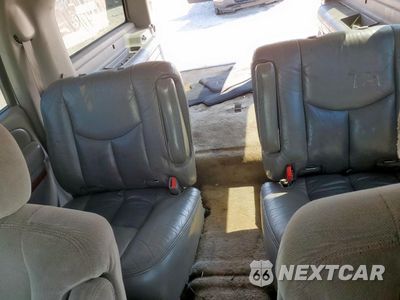 Zdjęcie 10 z 15 samochodu: 2004 GMC YUKON XL DENALI VIN:1GKFK66U44J165636 - miniatura