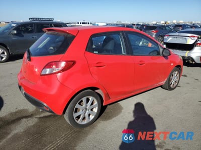 Trzecie zdjęcie samochodu z tyłu: 2013 MAZDA MAZDA2 VIN:JM1DE1LY7D0158559 - miniatura