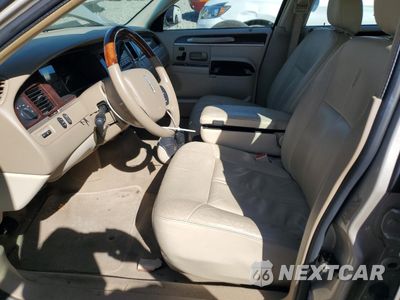 Zdjęcie 7 z 12 samochodu: 2008 LINCOLN TOWN CAR SIGNATURE LIMITED VIN:2LNHM82W08X655694 - miniatura