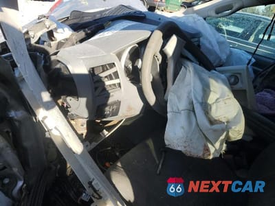 Zdjęcie 8 z 12 samochodu: 2010 DODGE GRAND CARAVAN SE VIN:2D4RN4DE1AR274680 - miniatura