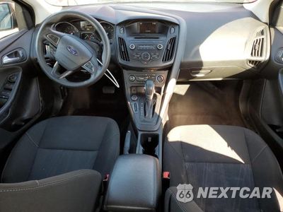 Zdjęcie 8 z 11 samochodu: 2017 FORD FOCUS SE VIN:1FADP3F28HL242817 - miniatura