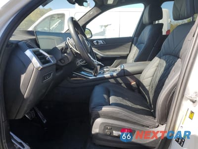 Zdjęcie 7 z 15 samochodu: 2024 BMW X7 XDRIVE40I VIN:5UX23EM09R9T47647 - miniatura