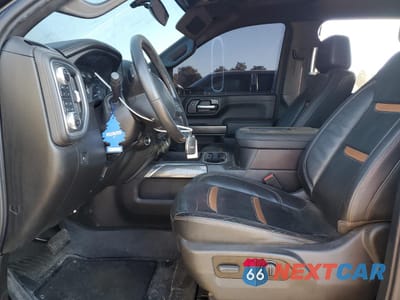 Zdjęcie 7 z 12 samochodu: 2022 GMC SIERRA K2500 AT4 VIN:1GT49PEY5NF172978 - miniatura