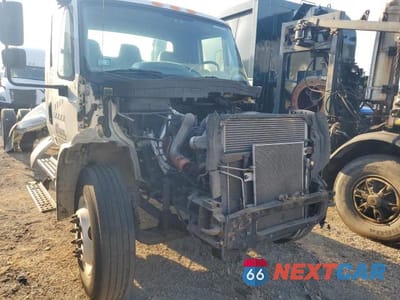Zdjęcie 9 z 10 samochodu: 2019 INTERNATIONAL 4300 TRUCK CAB AND CHASSIS VIN:1HTMMMML6KH750494 - miniatura