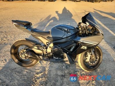 2025 SUZUKI GSX-R600 JS1GN7FA3S7101756 - główne zdjęcie licytacji z USA - miniatura