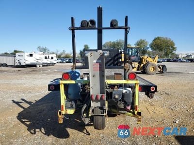 Zdjęcie 6 z 12 samochodu: 2014 FREIGHTLINER M2 106 MED - SEMI TRUCK VIN:3ALACXDT1EDFK1095 - miniatura