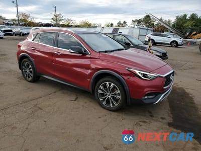 Czwarte zdjęcie samochodu z boku: 2018 INFINITI QX30 BASE VIN:SJKCH5CR5JA057655 - miniatura