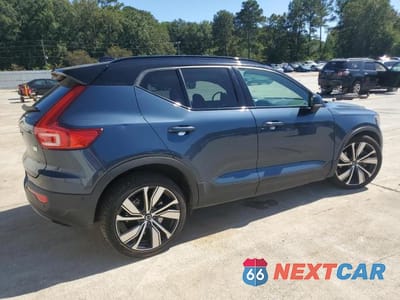 Trzecie zdjęcie samochodu z tyłu: 2022 VOLVO XC40 P8 RECHARGE PLUS VIN:YV4ED3UR2N2716783 - miniatura
