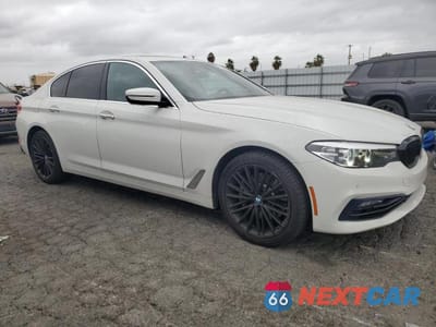 Czwarte zdjęcie samochodu z boku: 2018 BMW 530E VIN:WBAJA9C55JB033169 - miniatura