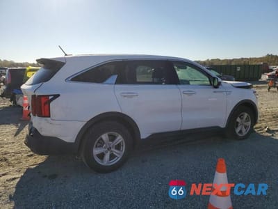 Trzecie zdjęcie samochodu z tyłu: 2023 KIA SORENTO LX VIN:5XYRG4LC0PG248897 - miniatura