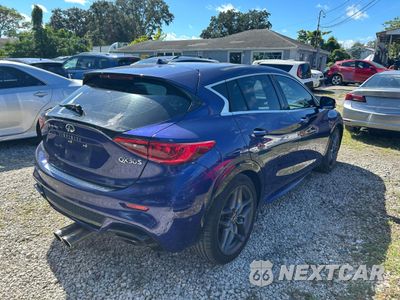 Czwarte zdjęcie samochodu z boku: 2017 INFINITI QX30 BASE VIN:SJKCH5CPXHA034512 - miniatura