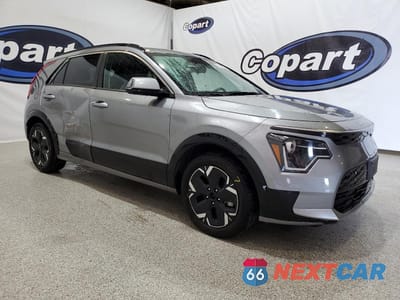 Czwarte zdjęcie samochodu z boku: 2023 KIA NIRO WIND VIN:KNDCR3L14P5029958 - miniatura