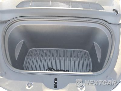 Zdjęcie 11 z 12 samochodu: 2022 TESLA MODEL Y VIN:7SAYGDEE6NA014374 - miniatura