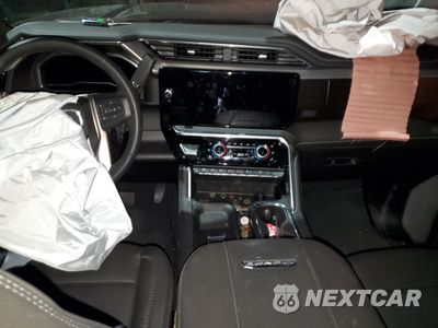 Zdjęcie 8 z 13 samochodu: 2025 GMC SIERRA K2500 DENALI VIN:1GT4UREYXSF282334 - miniatura