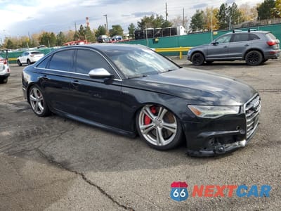 Czwarte zdjęcie samochodu z boku: 2018 AUDI S6 PRESTIGE VIN:WAUHFAFC1JN015567 - miniatura