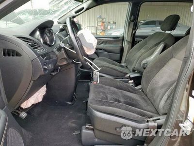 Zdjęcie 7 z 14 samochodu: 2019 DODGE GRAND CARAVAN SE VIN:2C4RDGBG5KR602688 - miniatura