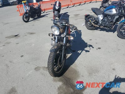 Drugie zdjęcie samochodu z przodu: 1981 HONDA CB750 F VIN:JH2RC0408BM207702 - miniatura