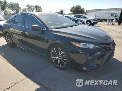 Czwarte zdjęcie samochodu z boku: 2019 TOYOTA CAMRY L VIN:4T1B11HK4KU218676 - miniatura