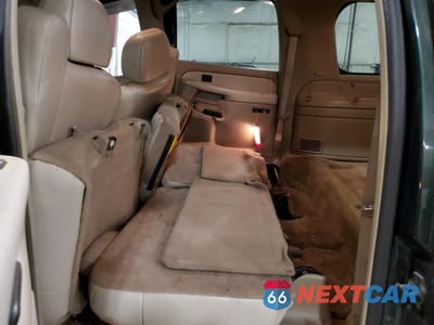 Zdjęcie 11 z 13 samochodu: 2001 CHEVROLET SUBURBAN K2500 VIN:3GNGK26U81G225205 - miniatura