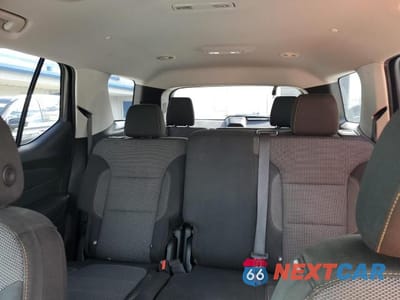 Zdjęcie 10 z 12 samochodu: 2019 CHEVROLET TRAVERSE LS VIN:1GNERFKW6KJ188298 - miniatura