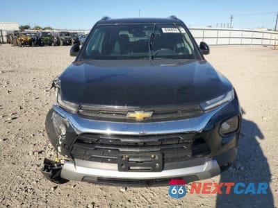 Piąte zdjęcie samochodu w środku: 2022 CHEVROLET TRAILBLAZER LT VIN:KL79MPSL6NB047781 - miniatura